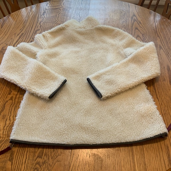 LL Bean Signature High Pile Fleece Pullover XS EUC - Picture 7 of 9